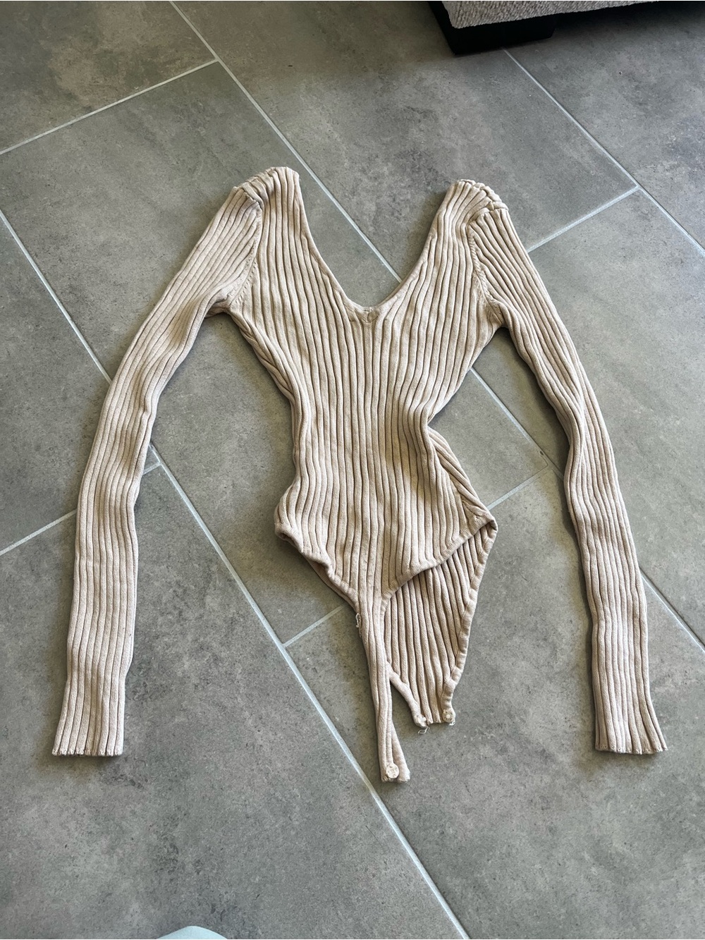 AKIRA Ribbed V-Neck Bodysuit in Light Beige